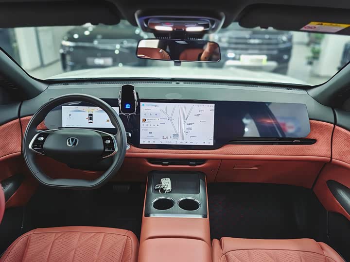 Фото 6 - Changan CS75 Plus