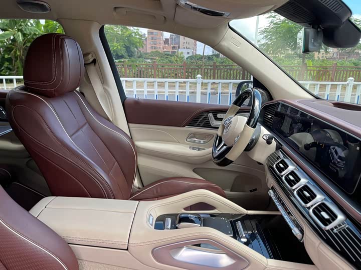 Фото 8 - Mercedes-Benz GLS-Class