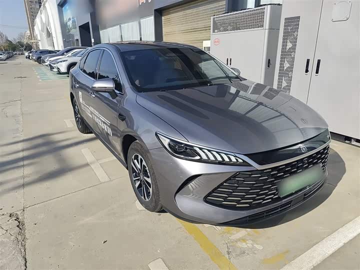 Фото 4 - BYD Qin Plus