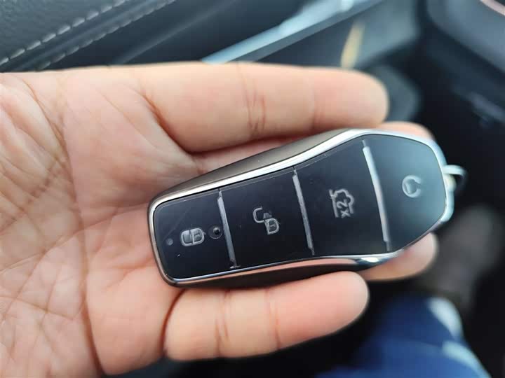 Фото 9 - BYD Qin Plus