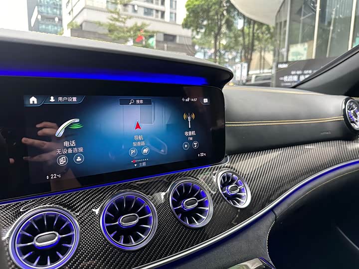 Фото 7 - Mercedes-Benz AMG GT