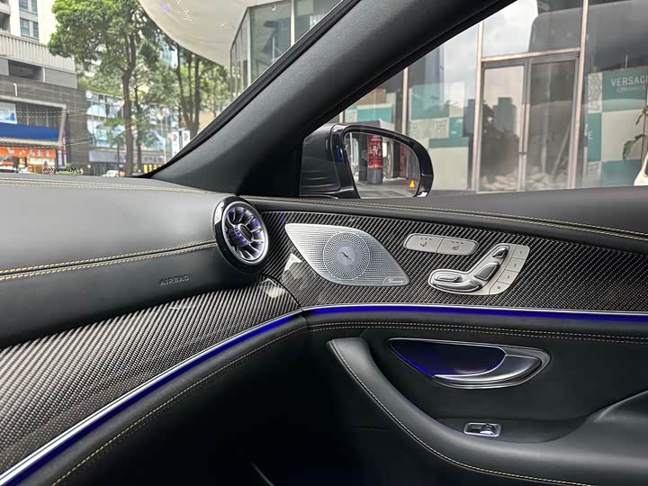 Фото 8 - Mercedes-Benz AMG GT