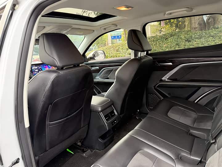 Фото 9 - Haval H6