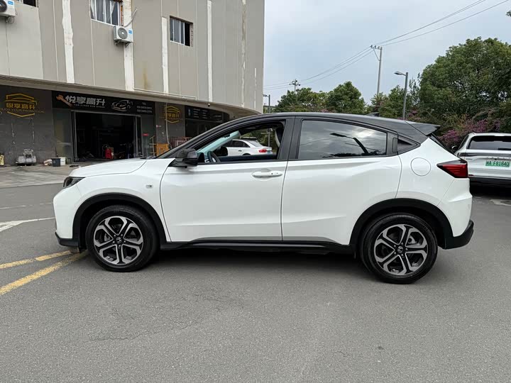 Фото 4 - Honda XR-V