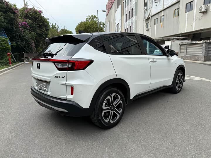 Фото 8 - Honda XR-V