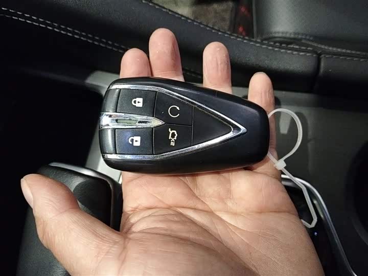 Фото 9 - Changan CS75 Plus