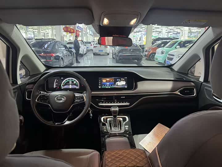Фото 9 - GAC Trumpchi M6