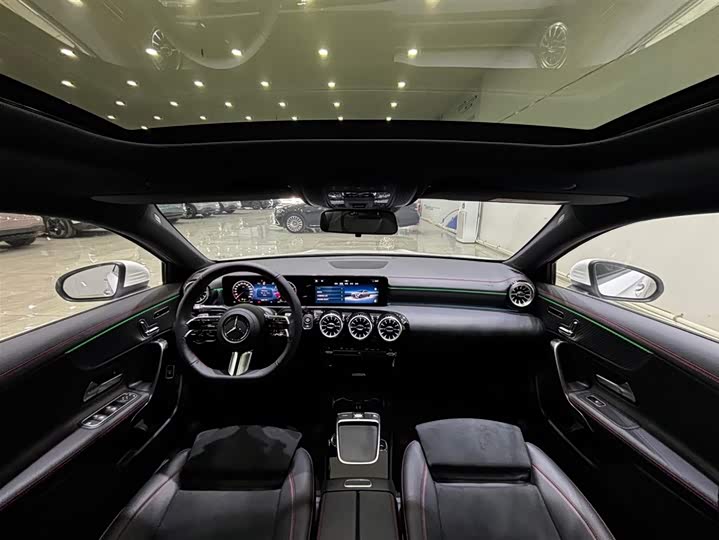 Фото 6 - Mercedes-Benz A-Class