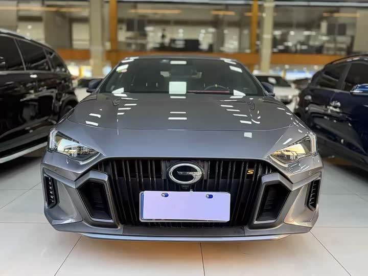 Фото 2 - GAC Trumpchi Empow R