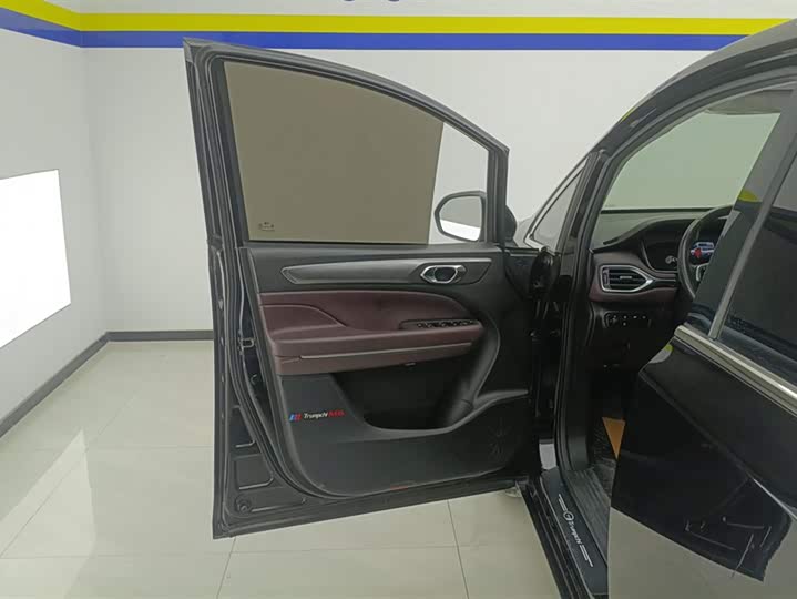 Фото 7 - GAC Trumpchi M6