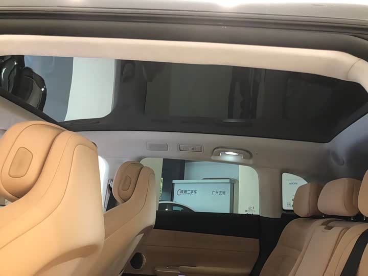 Фото 9 - Exeed Sterra ET