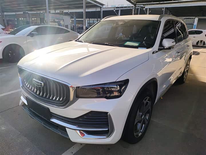 Фото 2 - Geely Monjaro