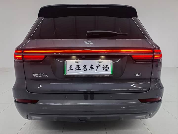 Фото 4 - LiXiang One