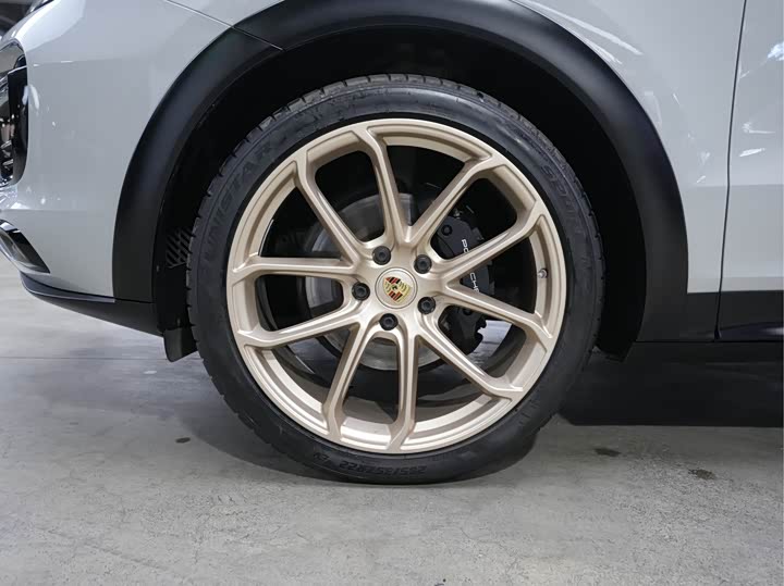 Фото 5 - Porsche Cayenne