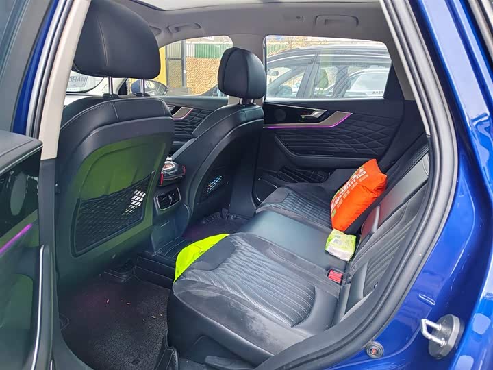 Фото 6 - Hongqi HS5