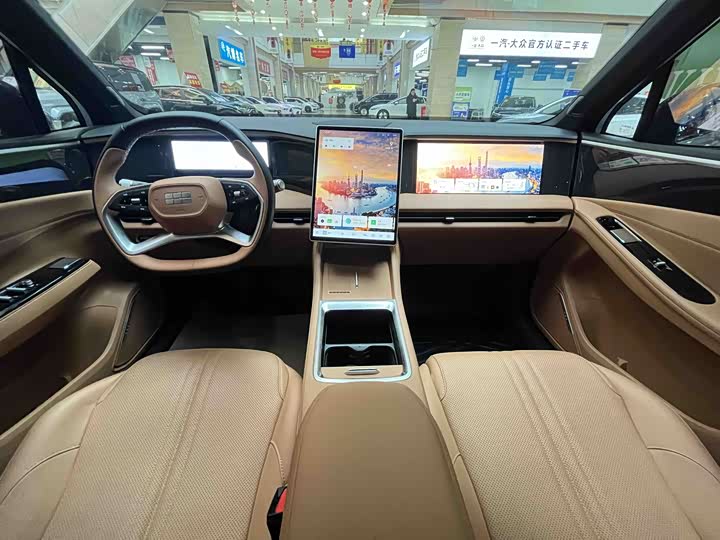 Фото 4 - Geely Galaxy L7