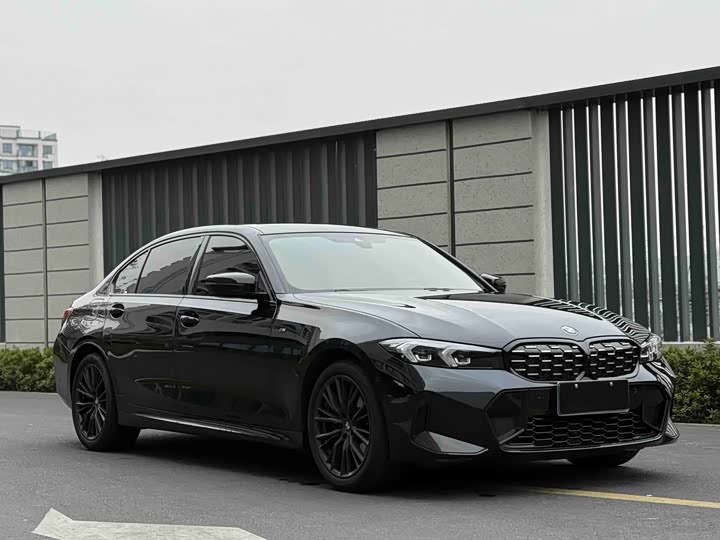 Фото 3 - BMW 3 Series