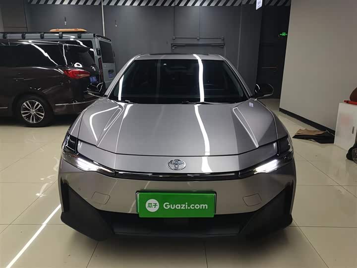 Фото 3 - Toyota bZ3