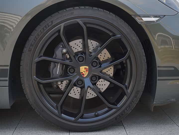 Фото 5 - Porsche 718