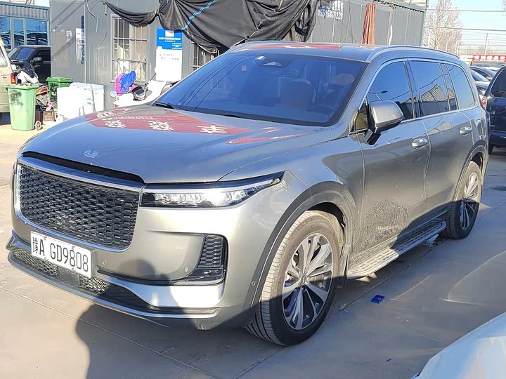 Фото 1 - LiXiang One