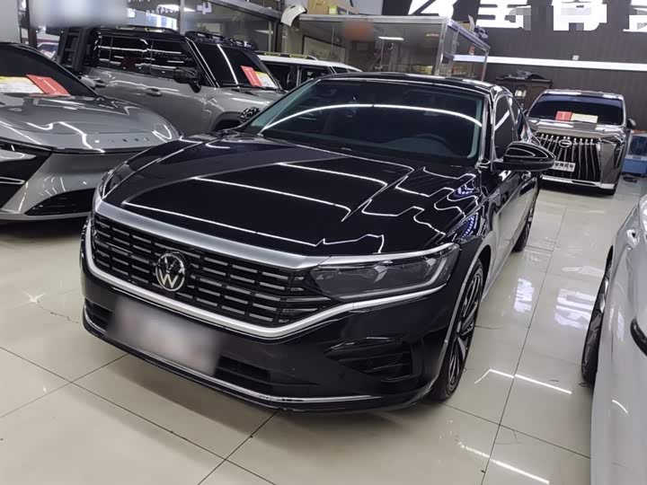 Фото 2 - Volkswagen Passat