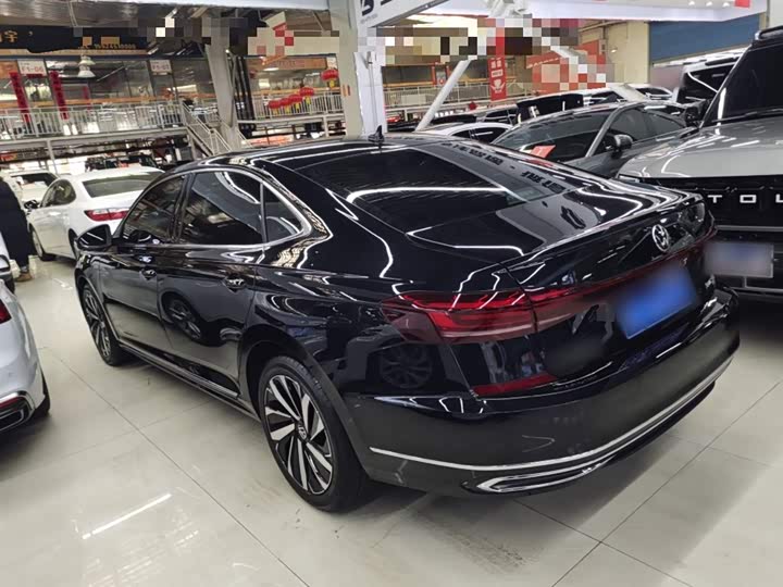 Фото 5 - Volkswagen Passat