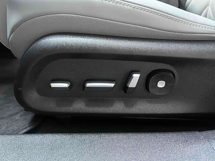 Фото 8 - Nio ET5