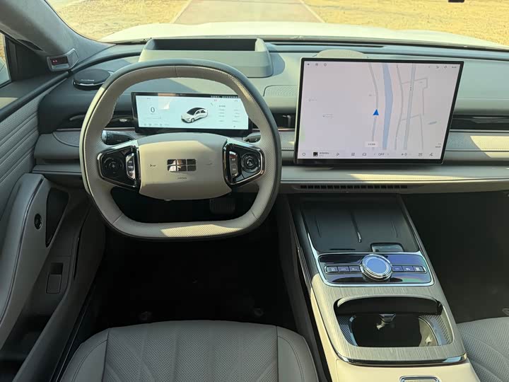 Фото 8 - Geely Galaxy Starshine 8 EM-i