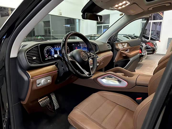 Фото 8 - Mercedes-Benz GLS-Class