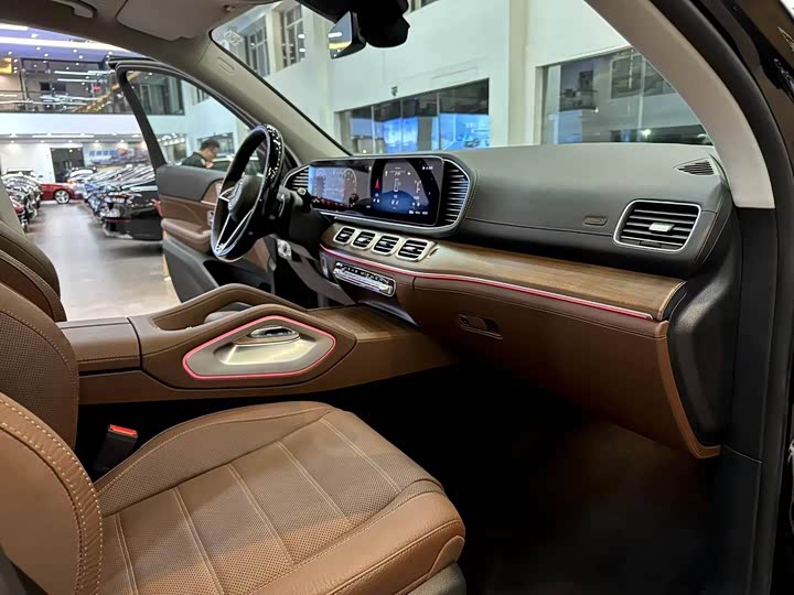 Фото 9 - Mercedes-Benz GLS-Class