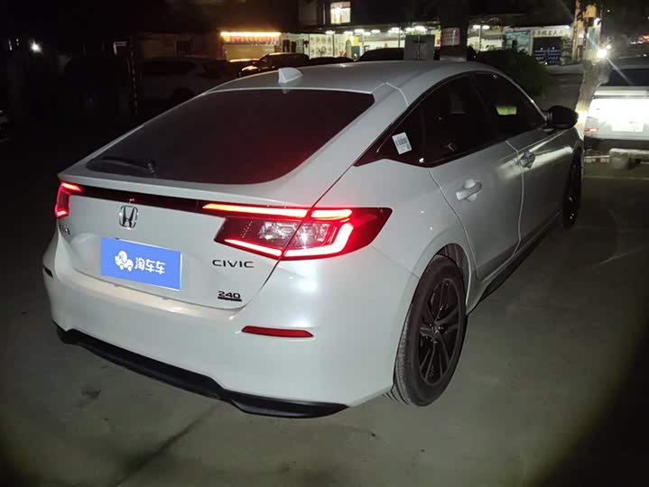 Фото 3 - Honda Civic