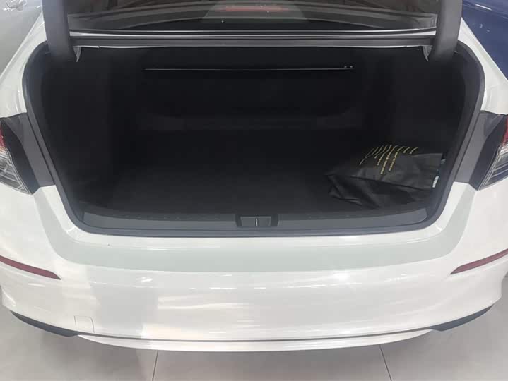 Фото 4 - Honda Civic