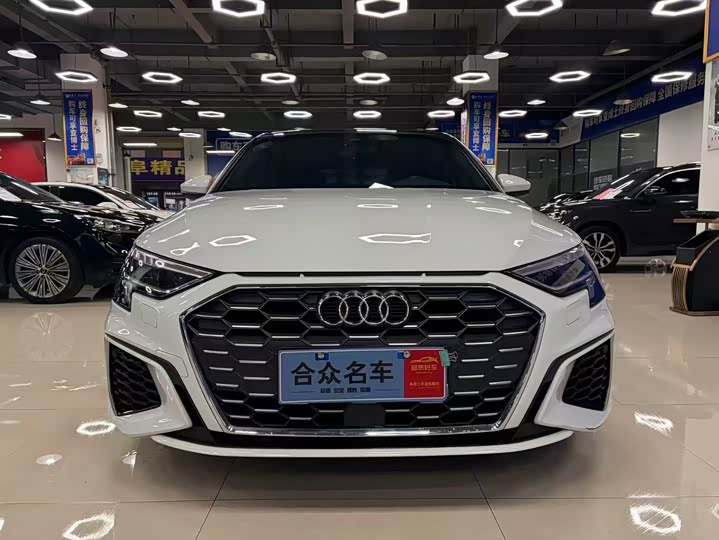 Фото 2 - Audi A3