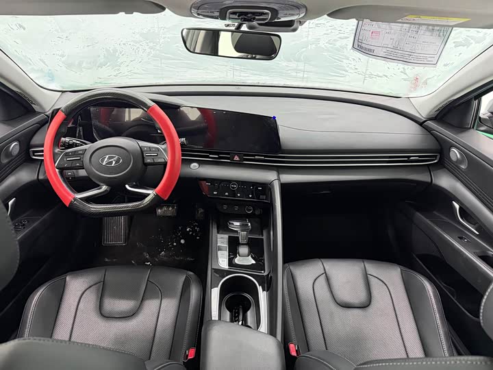 Фото 8 - Hyundai Elantra N line