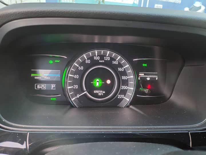 Фото 5 - Honda Elysion