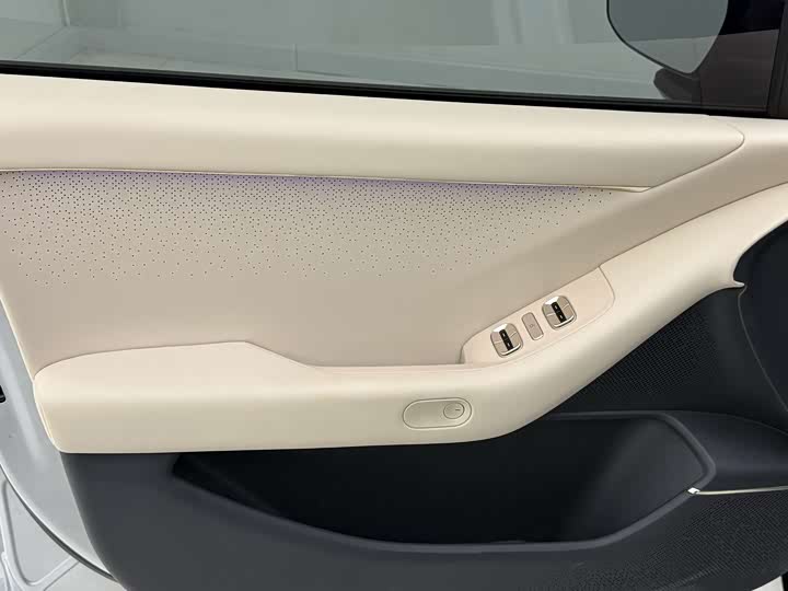 Фото 8 - XPeng F57