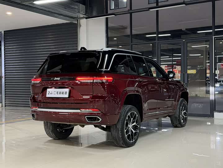 Фото 9 - Jeep Grand Cherokee Hybrid