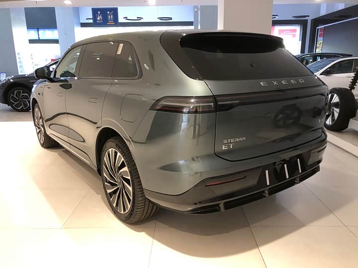 Фото 4 - Exeed Sterra ET