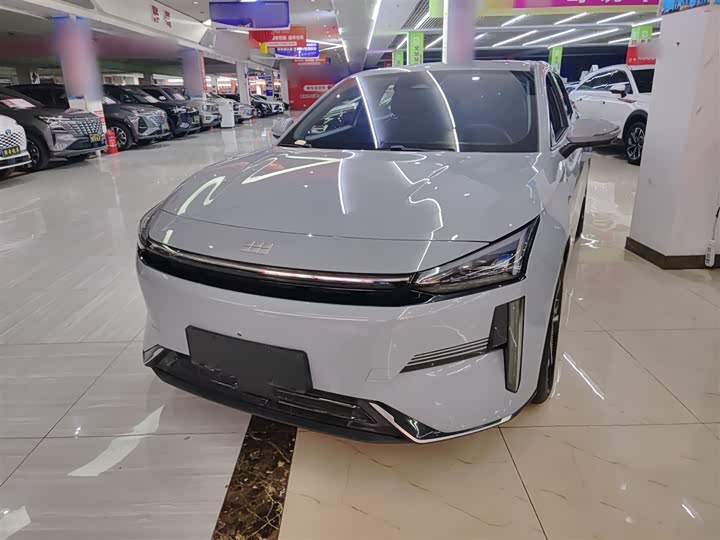 Фото 1 - Geely Galaxy L6