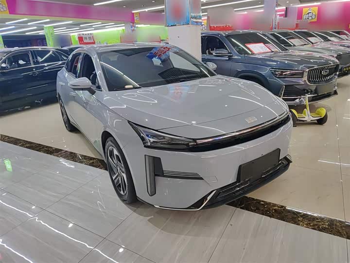 Фото 4 - Geely Galaxy L6