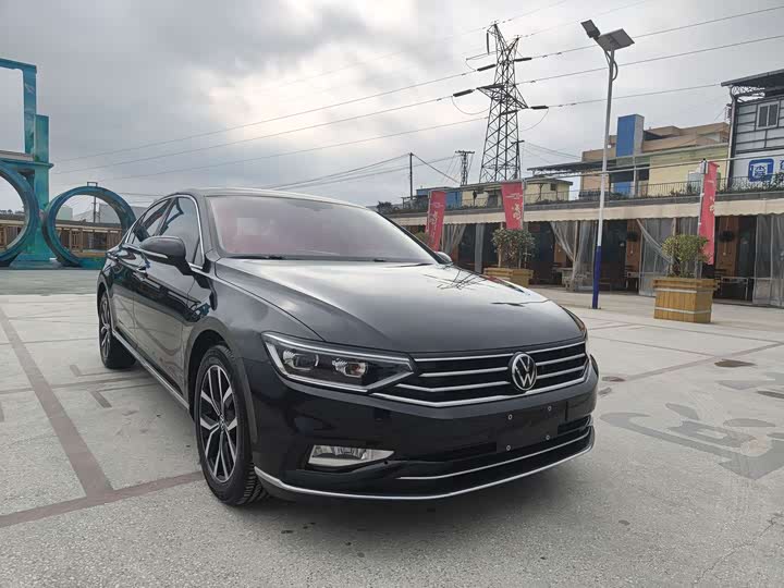 Фото 3 - Volkswagen Magotan