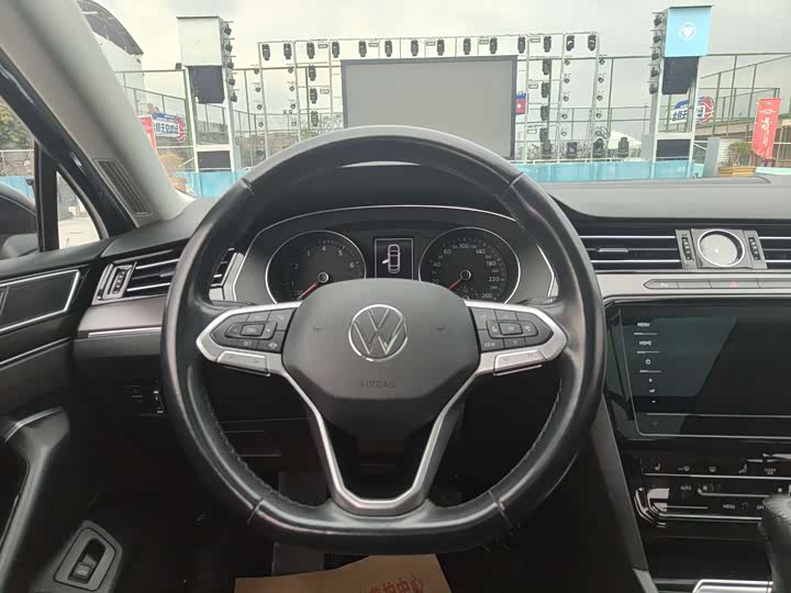 Фото 8 - Volkswagen Magotan