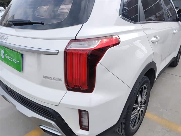 Фото 8 - Kia Sportage GT-line