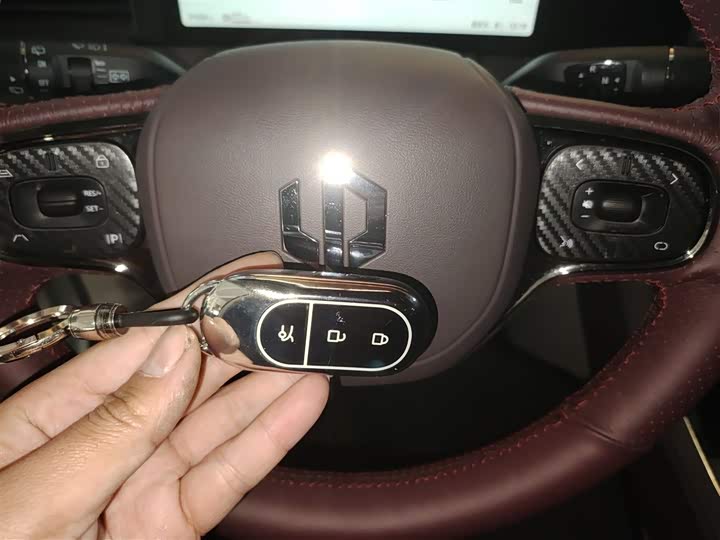 Фото 9 - Leapmotor C11