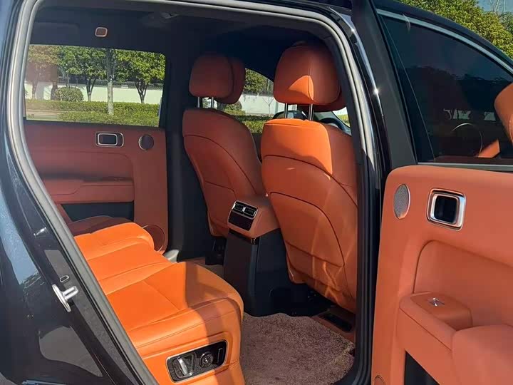 Фото 9 - LiXiang L7