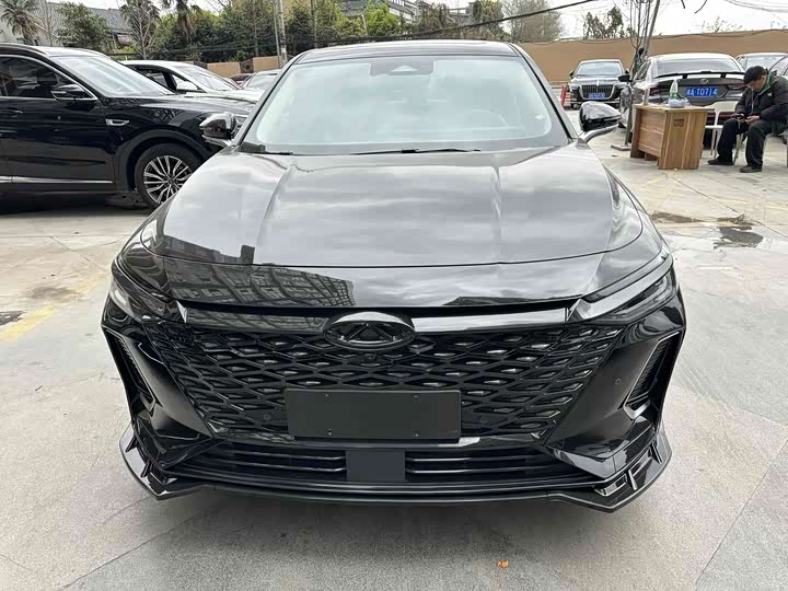 Фото 2 - Chery Arrizo 8