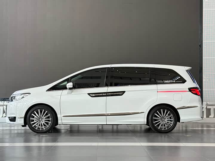 Фото 4 - Honda Elysion