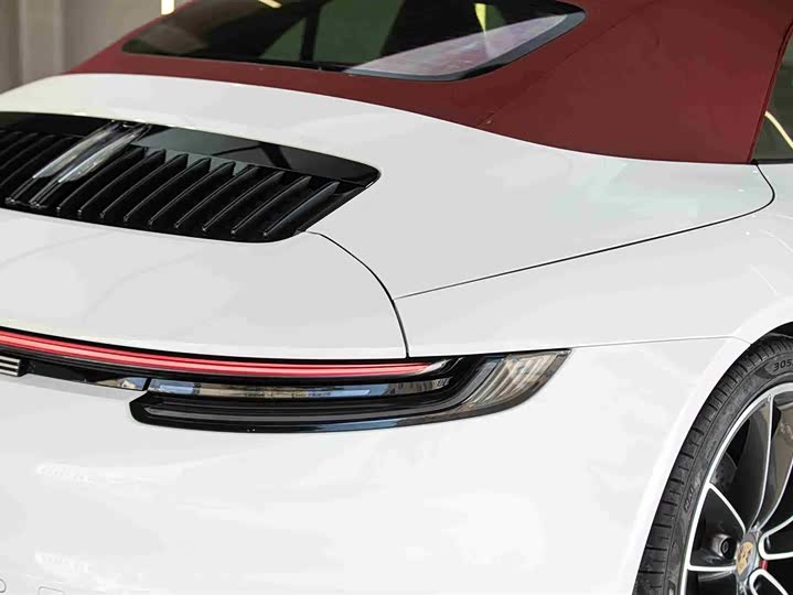 Фото 8 - Porsche 911