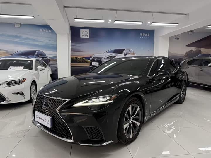 Фото 1 - Lexus LS