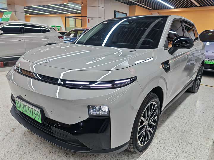 Фото 1 - Leapmotor B10